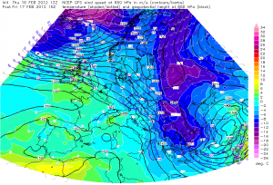 Mapa topografii barycznej i temperatury w warstwie 850 hPa - prognoza modelu GFS na sobotę, 17.02.2012 (źródło: Estofex)