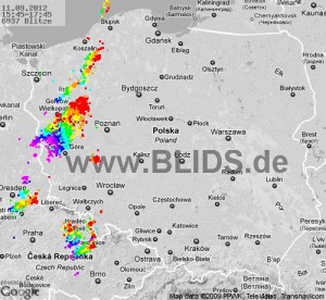 Aktualne wyładowania atmosferyczne (Blids.de)