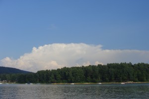 Upalny dzień nad Jeziorem Solińskim (fot. A. Surowiecki)