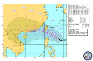 Prognozowana trasa supertajfunu Usagi z godz. 12:00 UTC (źródło: JTWC)