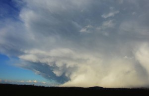 Chmura Cumulonimbus obserwowana z Ząbkowic Śląskich, fot. Jakub Urbaś